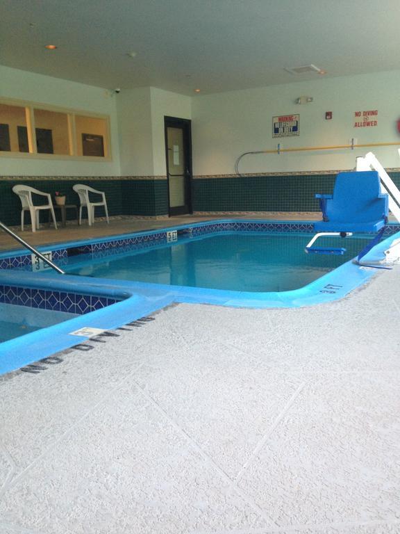 Americas Best Value Inn Somerville Texas Екстериор снимка