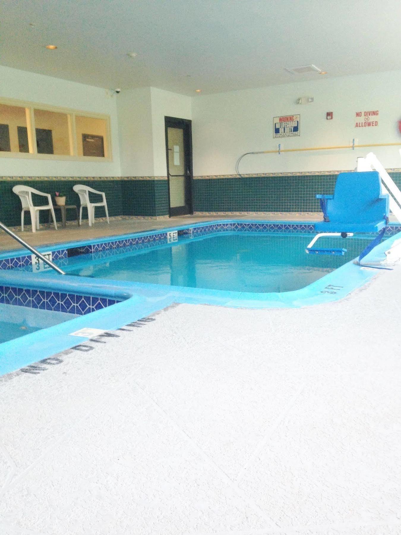 Americas Best Value Inn Somerville Texas Екстериор снимка
