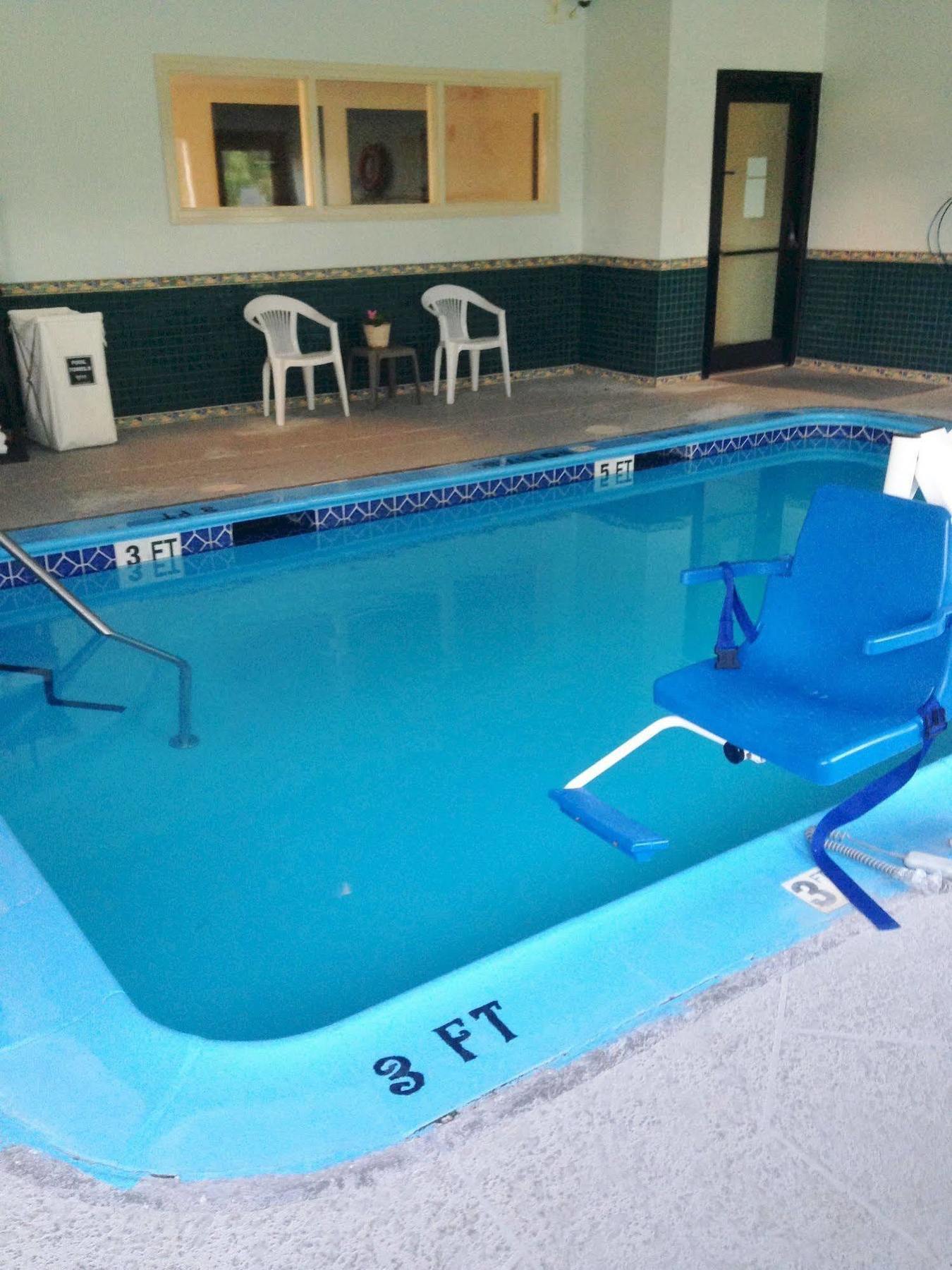 Americas Best Value Inn Somerville Texas Екстериор снимка