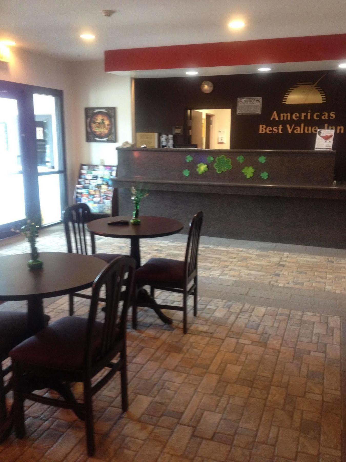 Americas Best Value Inn Somerville Texas Екстериор снимка