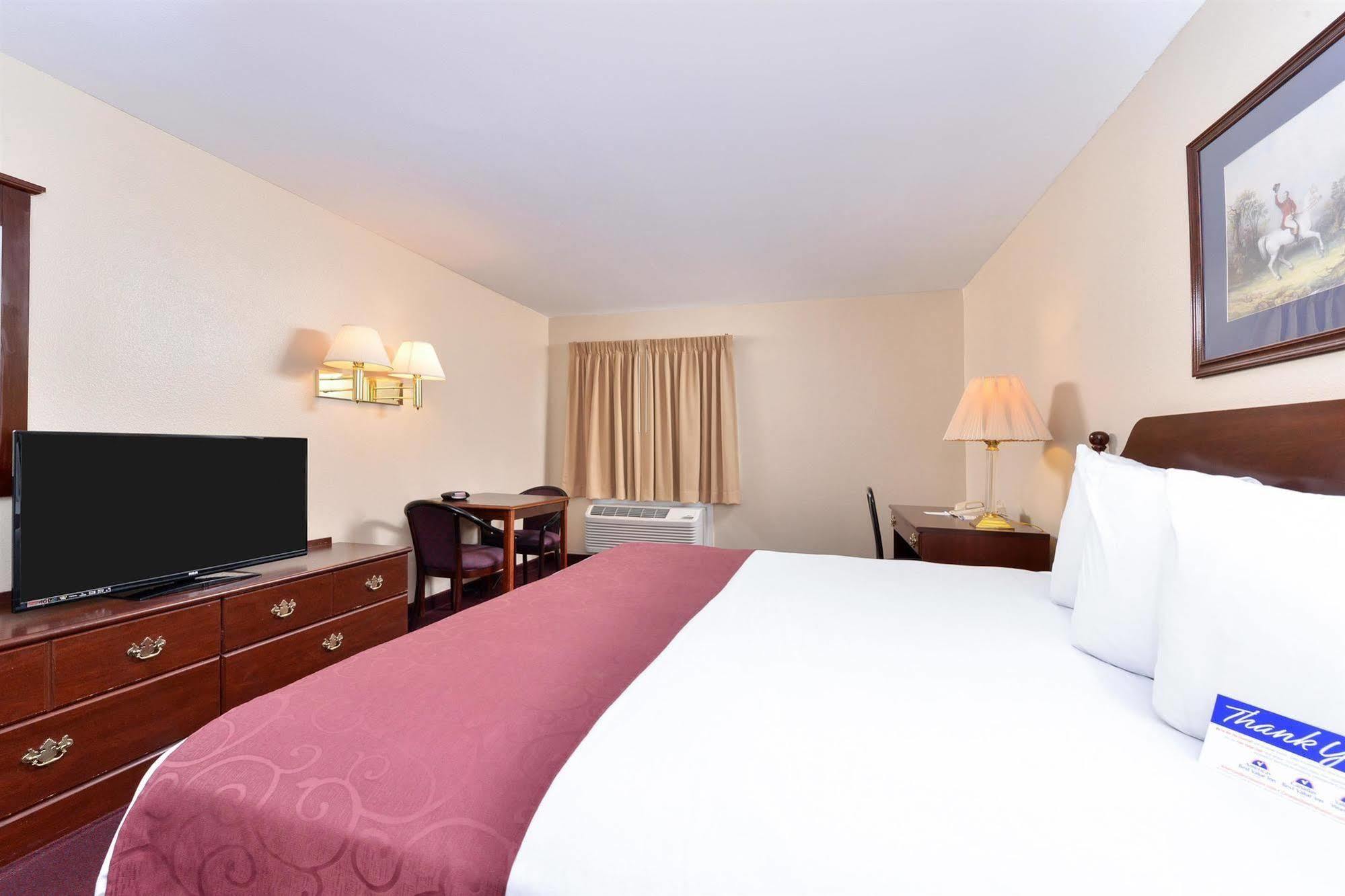 Americas Best Value Inn Somerville Texas Екстериор снимка