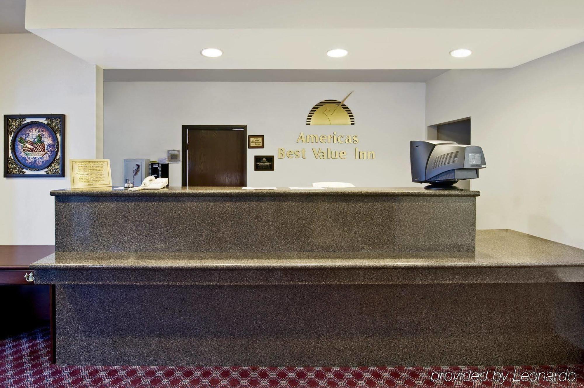 Americas Best Value Inn Somerville Texas Интериор снимка